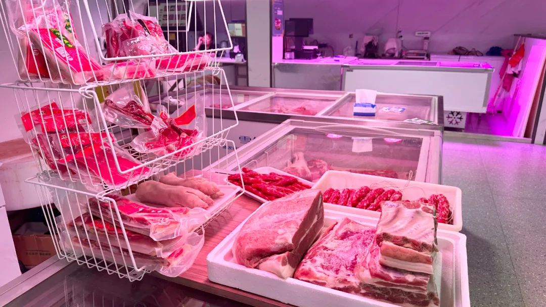 1700㎡集市完成改造，现在还有8折、满赠等优惠