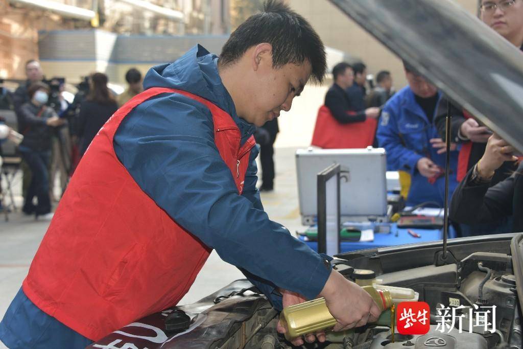 南京289家汽修企业挂牌上“星”