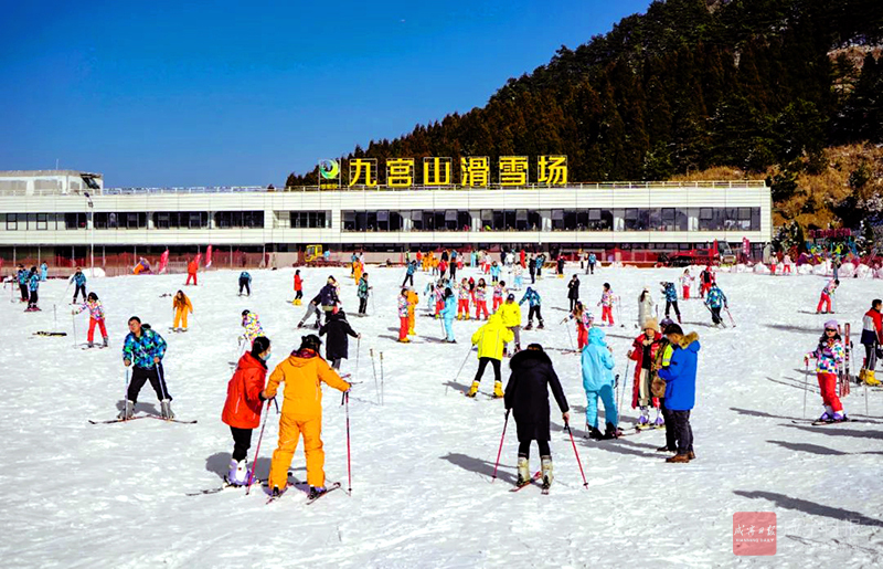 人间烟火气年味正浓时下句,满满的年味和人间烟火气