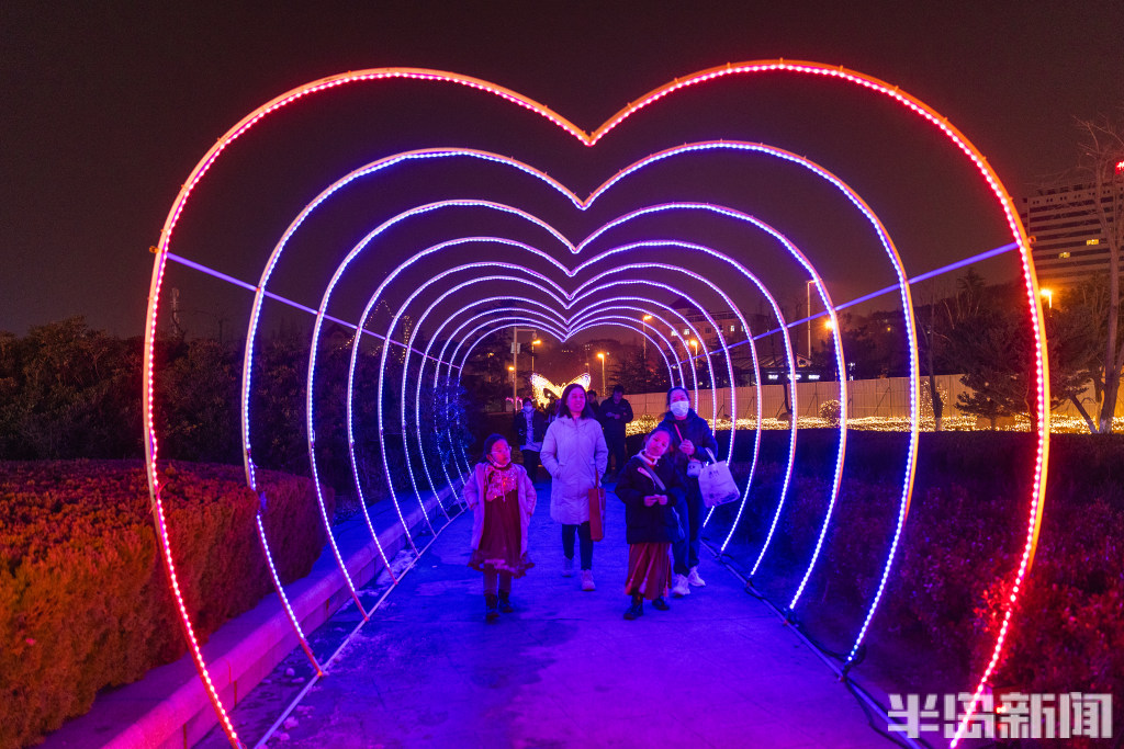 青岛新春花灯会,2024青岛新春光影灯会门票