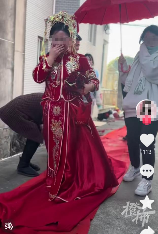 婚礼当天新娘险被毁容,婚礼上新娘险被毁容