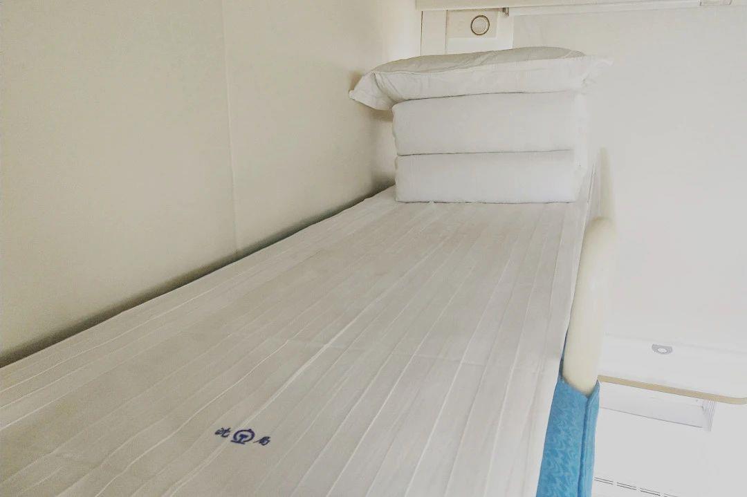 火车卧铺上的床单如何清洗,火车卧铺床单多久洗一次